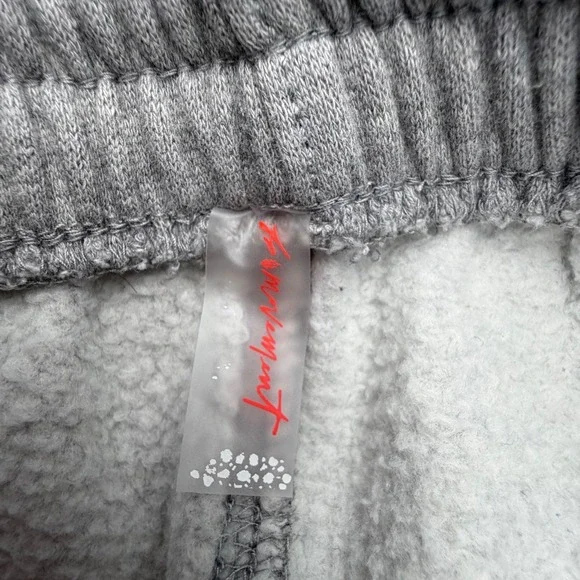Free People Movement Heather Grey Relaxed Fleece Jogger Sweatpants Women Small - Picture 3 of 7